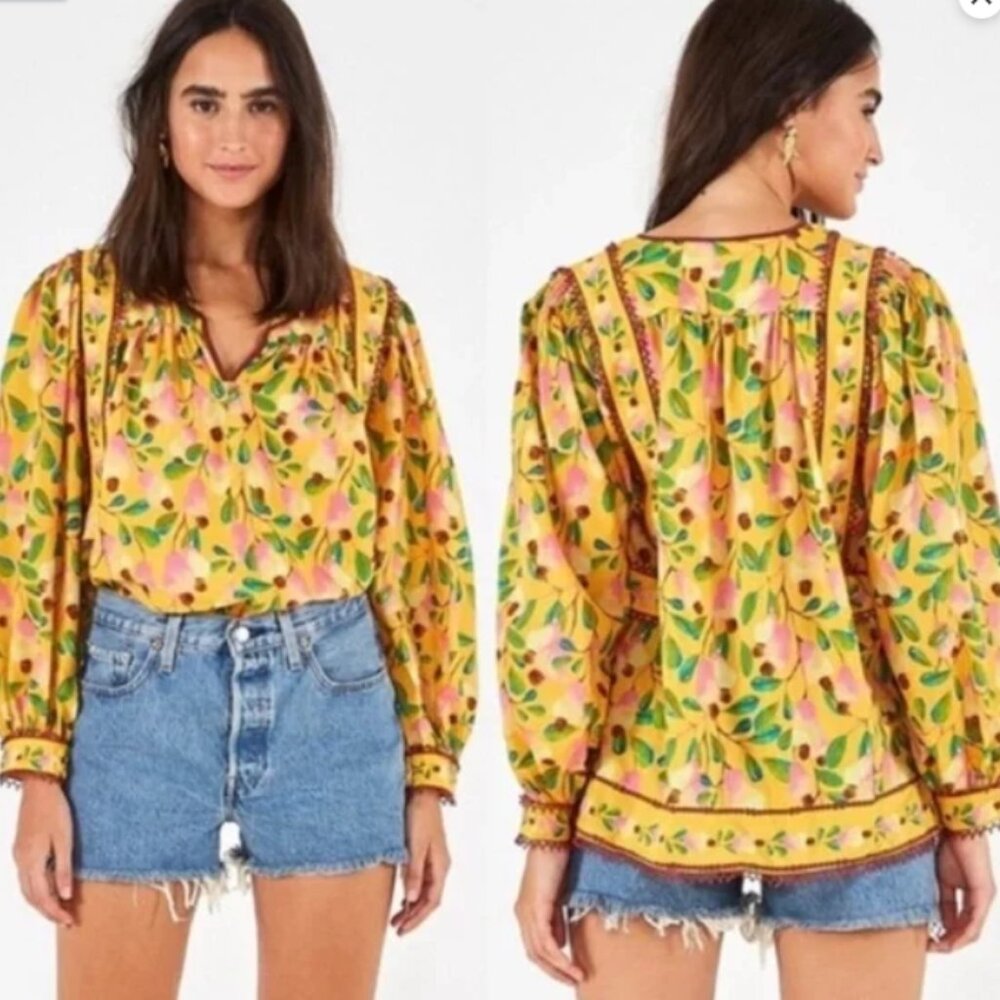 Like new - FARM RIO mini cashew blouse Size M (Medium)